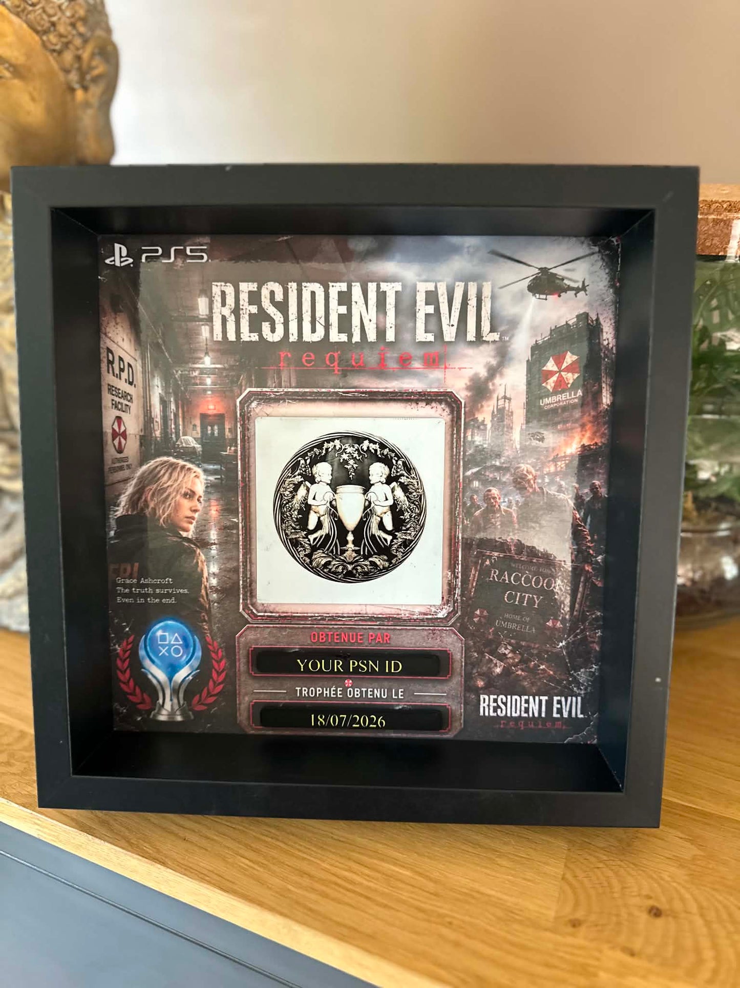 Resident Evil Requiem – Cadre Trophée PS5 Personnalisé (25x25 cm)