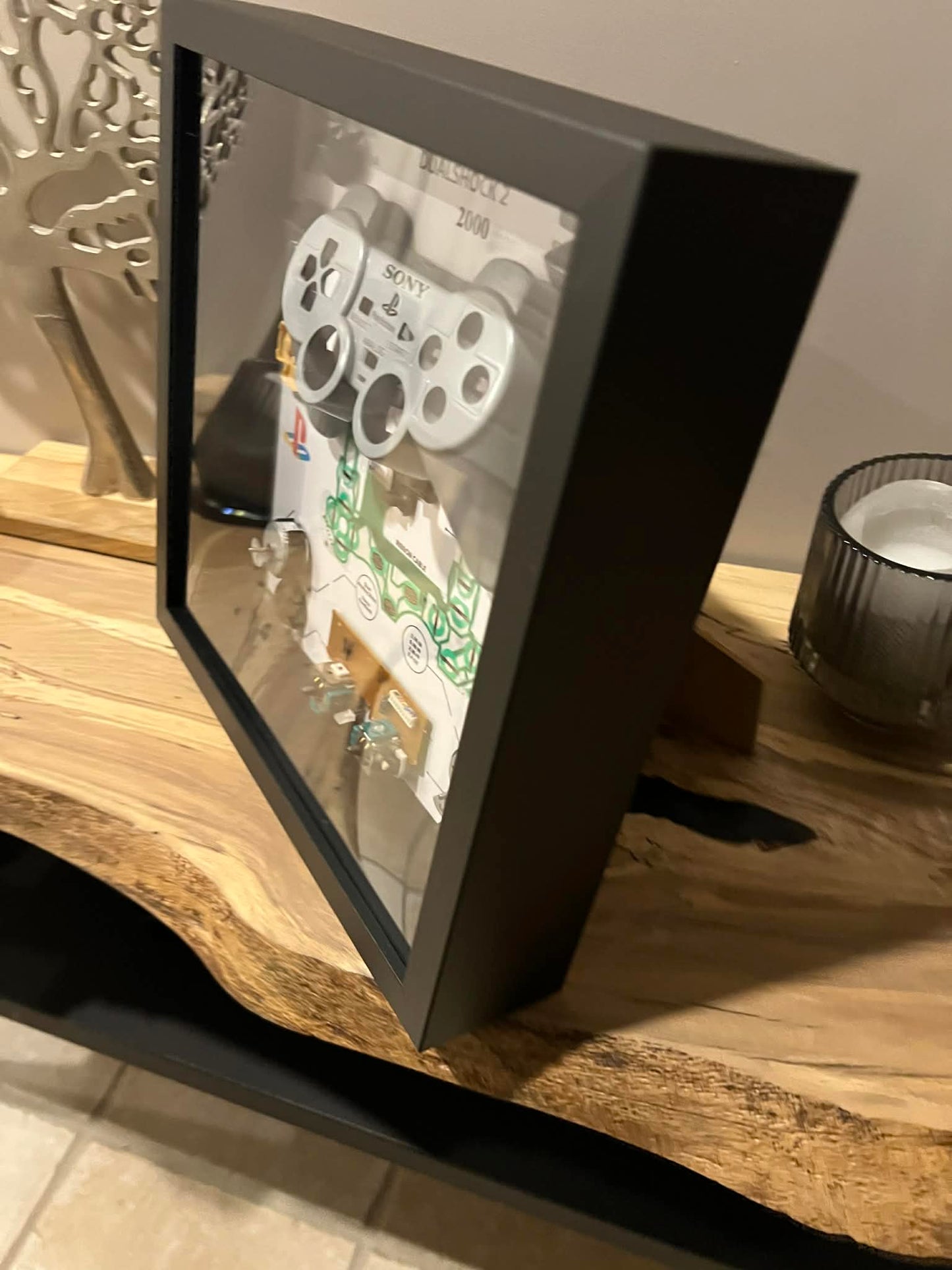 Cadre manette playstation  grise