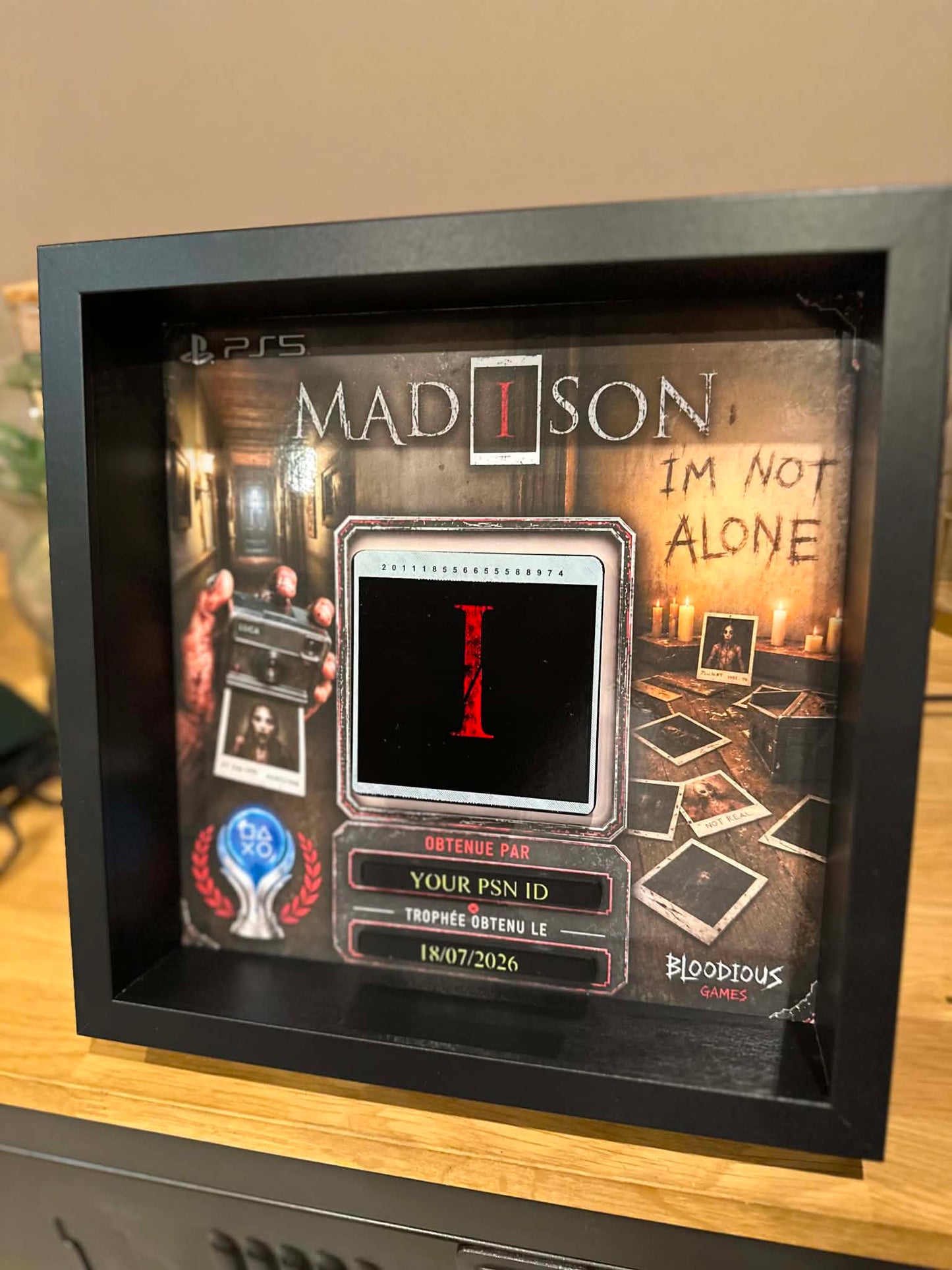Cadre Trophée Platine PS5 – MADiSON